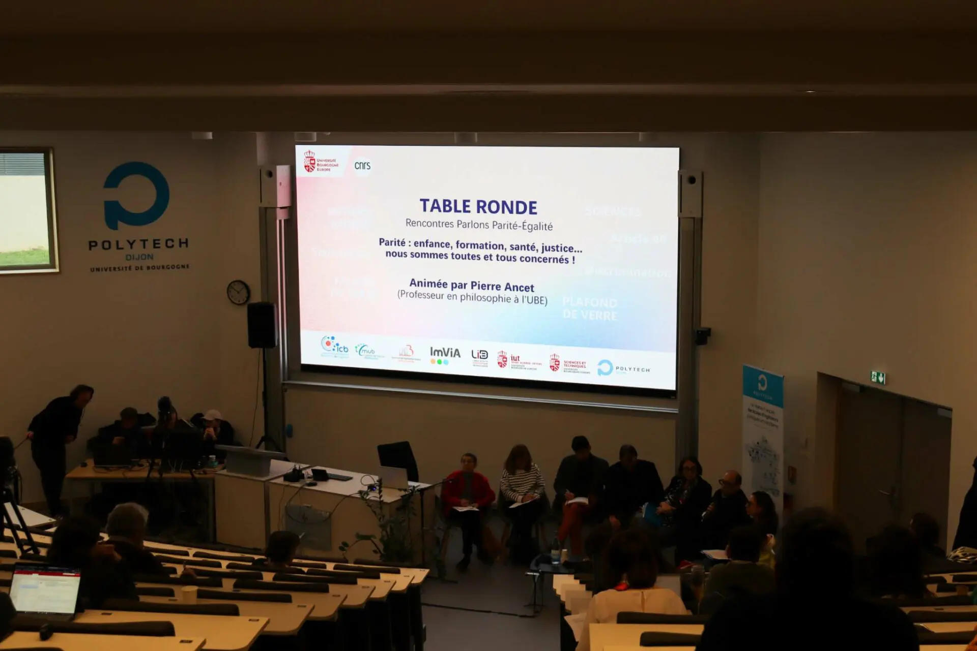 Let’s talk about gender parity: inequalities that are constructed, experienced and questioned collectively